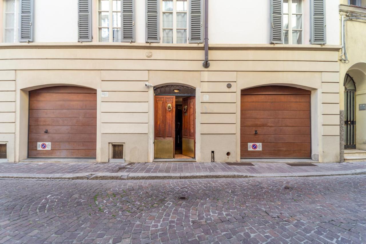 Parrot House - Casa In Centro A Parma Apartamento Exterior foto
